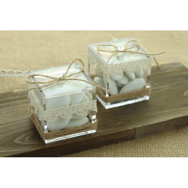 Boîte cube en acrylique transparent, boîte cadeau de mariage, collection de  bijoux unis (4,4 x 4,5 x 4,5 cm) : : Mode